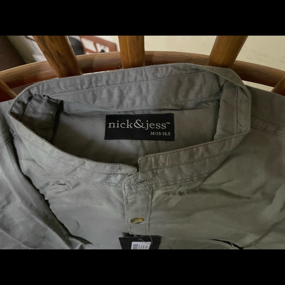 Mens Olive Green Linen shirt with Mandarin Collar. Size M. New with tag. - Picture 4 of 5